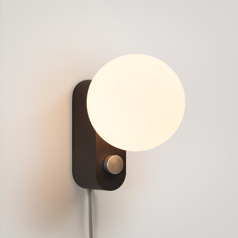 Wall Lamp