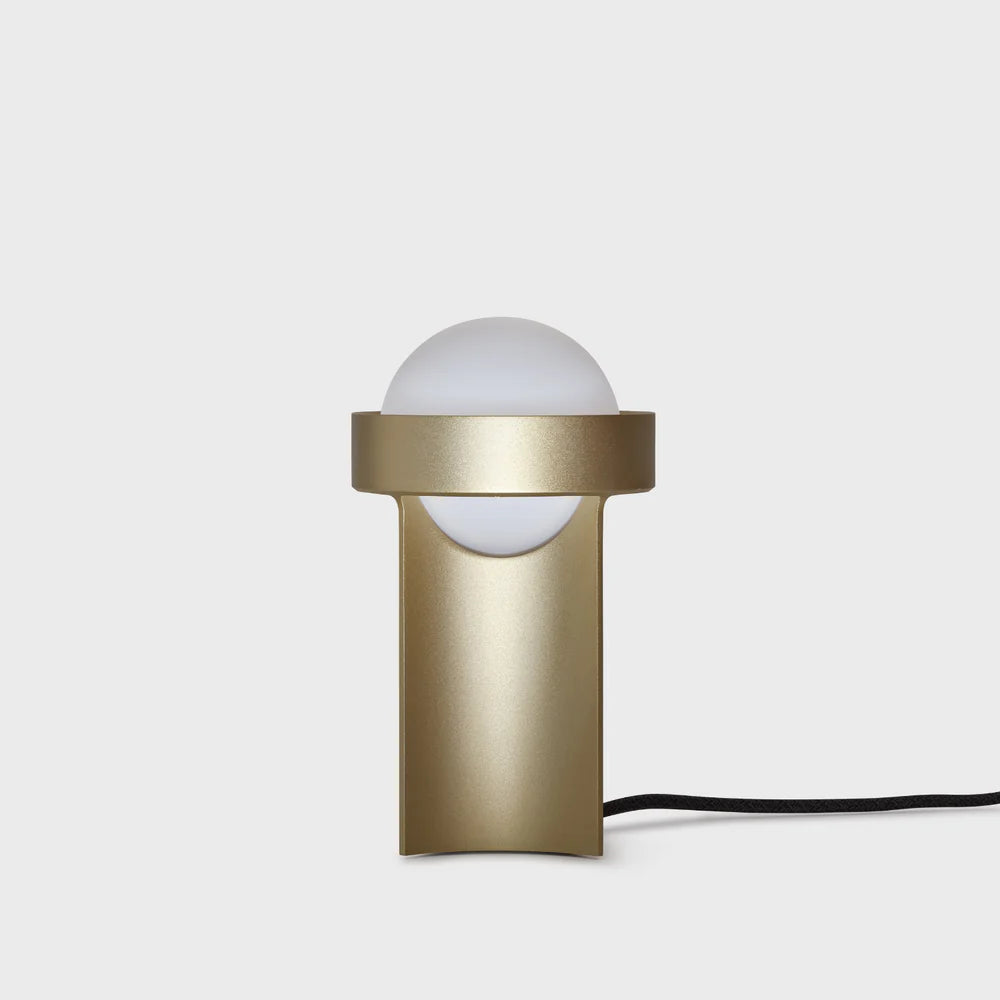 Tala-John-Tree-Loop-Sphere-III-Table-Light-Gold-Packshot-3.webp