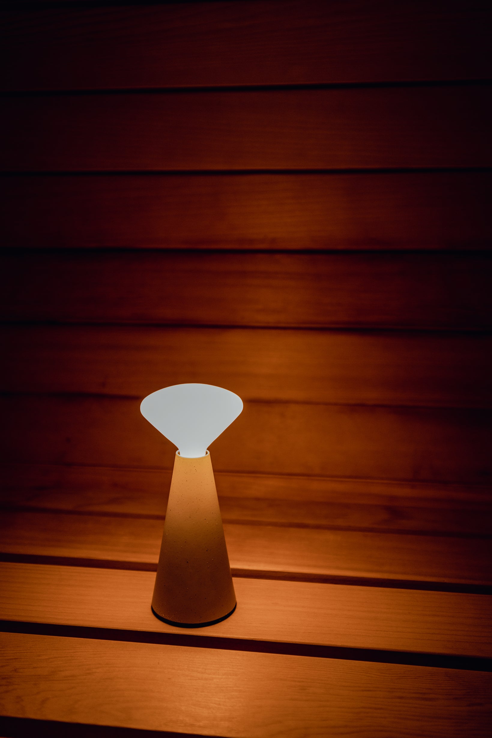 Mantle Portable Lamp