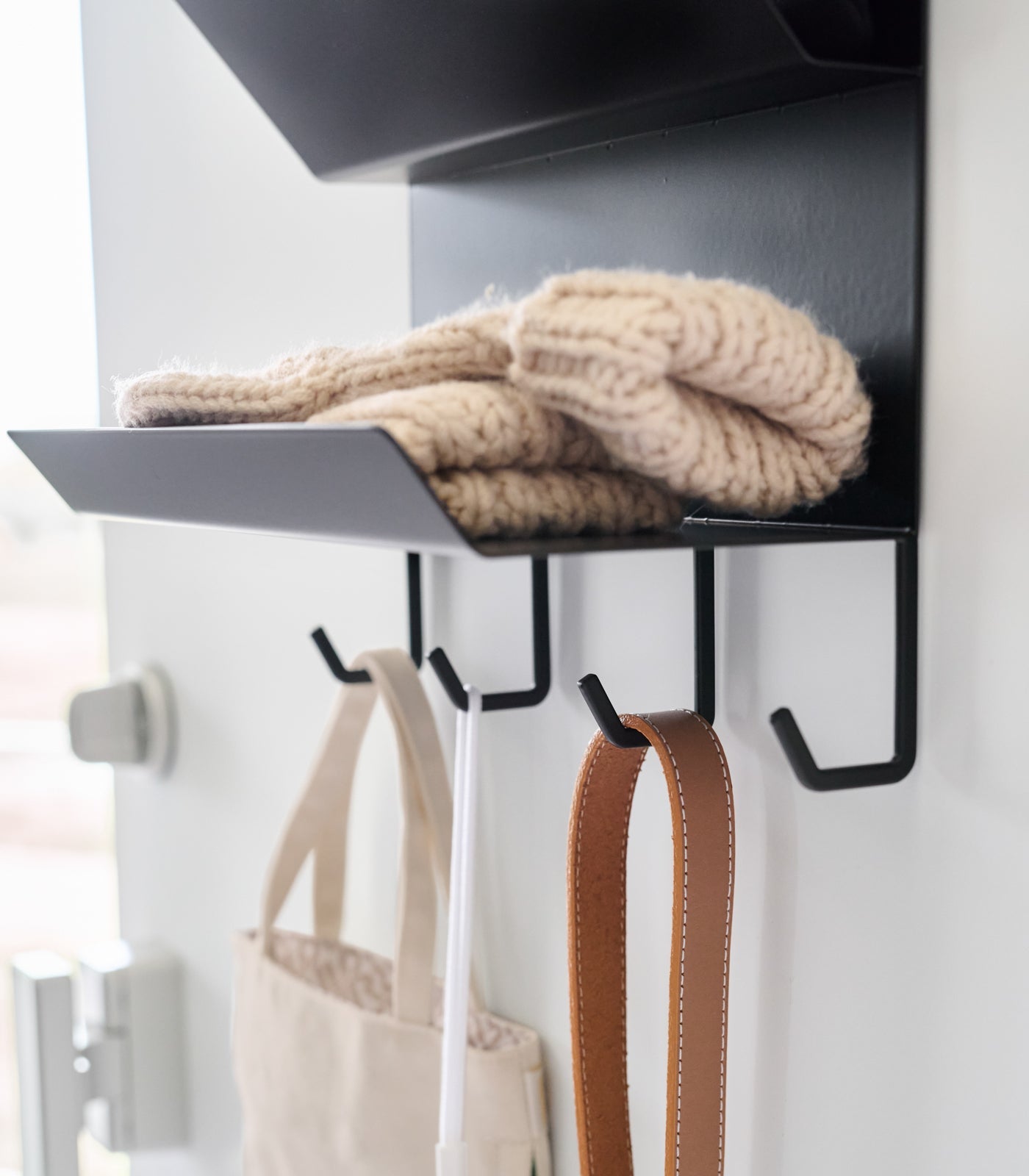 Magnetic Entryway Rack - Steel