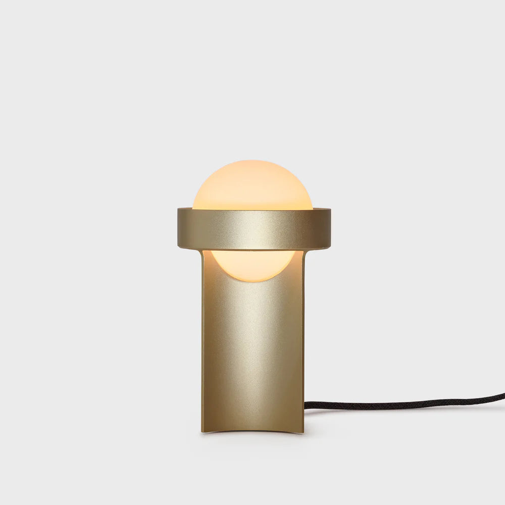 Loop Table Lamp · Gold · Tala