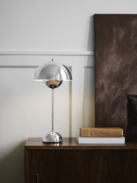 Flowerpot Table Lamp VP3 · Chrome